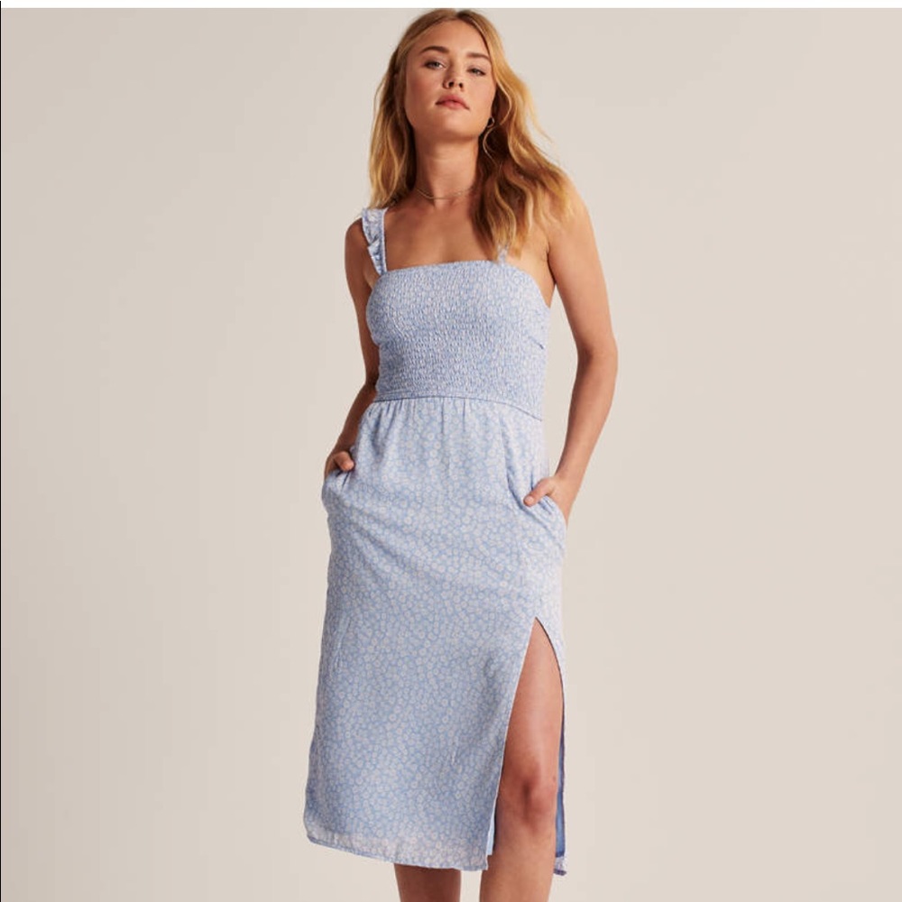 NWOT Smocked Midi Dress